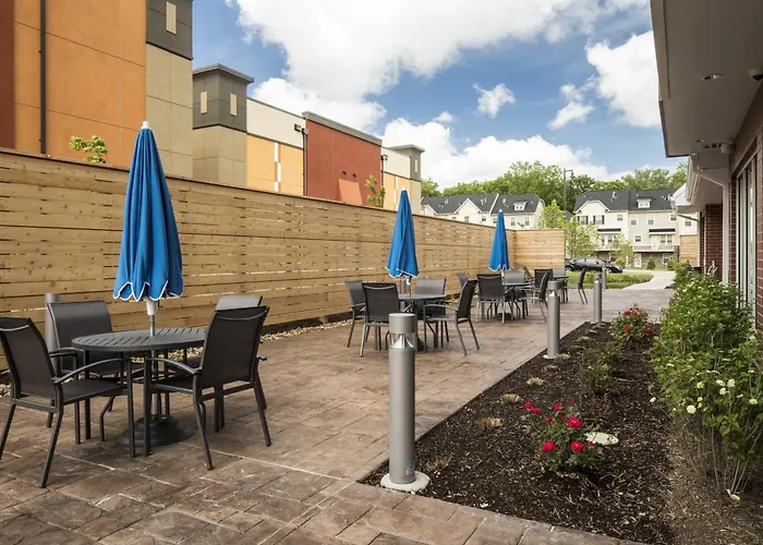 Fairfield Inn & Suites By Marriott Pittsburgh North/Mccandless Crossing