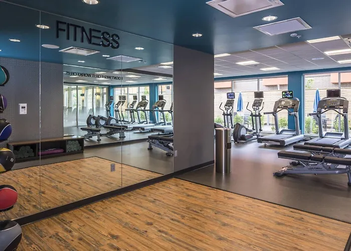 Fairfield Inn & Suites By Marriott Pittsburgh North/Mccandless Crossing