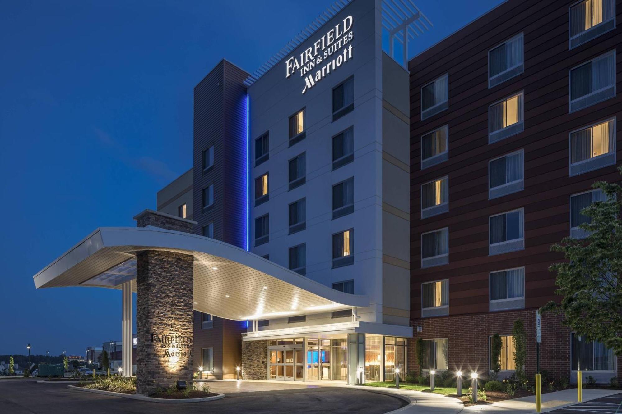 Fairfield & By Marriott Pittsburgh North/mccandless Crossing Hotel McCandless Township